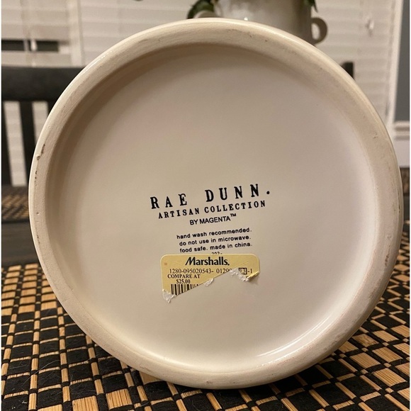 Rae Dunn XOXO Canister - Picture 4 of 6